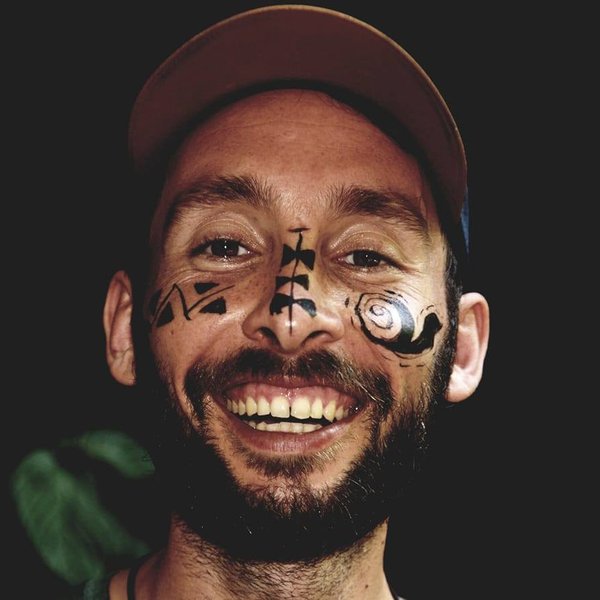 Julien Defourny – Fundador de Raíces · guía y traductor